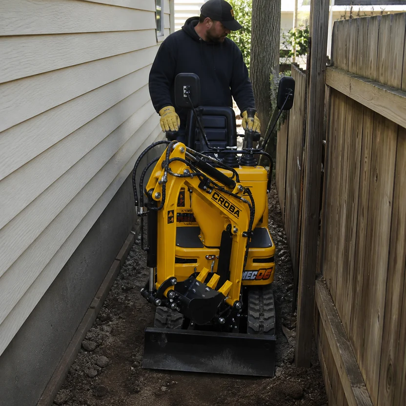 MEC06 9HP Mini Excavator - 28 in Wide, 43.3 in Digging Depth