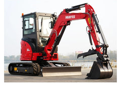 Excavons Titan 3500 on the jobsite with hydraulic thumb and swing boom